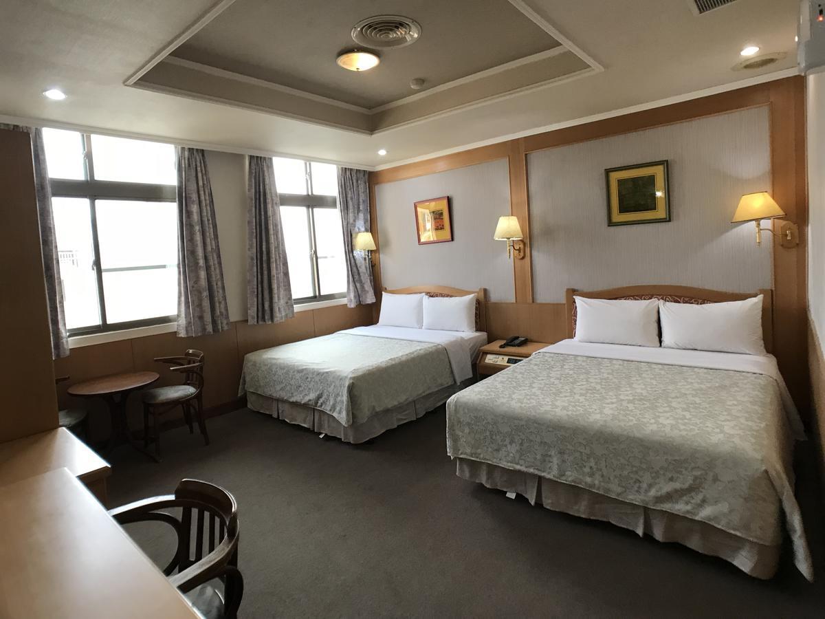 Shiah Yih Hotel Huwei Екстер'єр фото